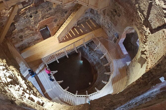 Full-Day Private Trip, Hill of Crosses, Rundale and Bauska Castle - The Hill of Crosses: A Symbol of Faith and Resistance