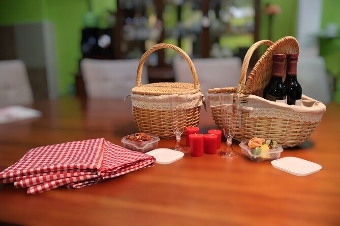 Full Package Picnic Basket in Mexico City - Who Will Enjoy This Experience?