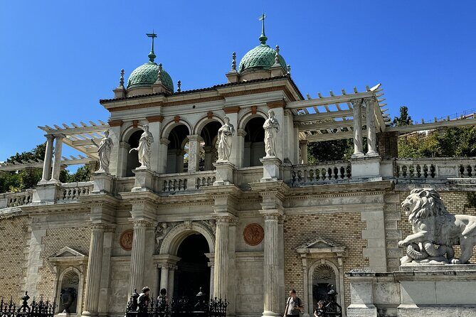 Gems of the Budapest Castle District Walking Tour - What the Reviews Say