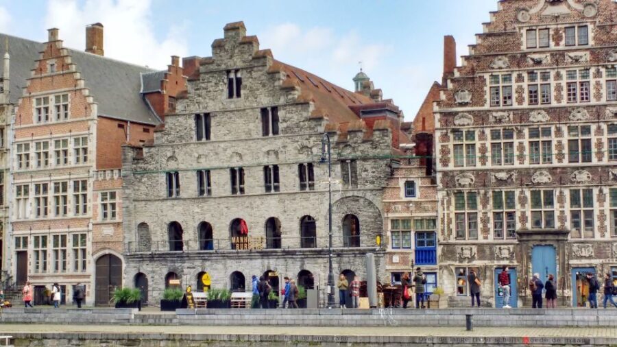 Ghent: Guided City Tour with Food and Drink Tastings - Food and Drink Highlights