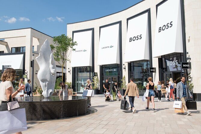 Giverny McArthurGlen Outlet Village Roundtrip Transfer from Paris - A Deep Dive into the Experience