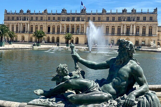 Giverny Versailles Trianon Small Group from Paris by Minivan - Who Will Love This Tour?