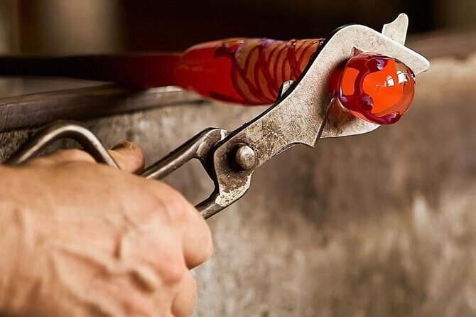 Glass Factory with Exclusive Boat and Private Guide - Ideal For Whom?