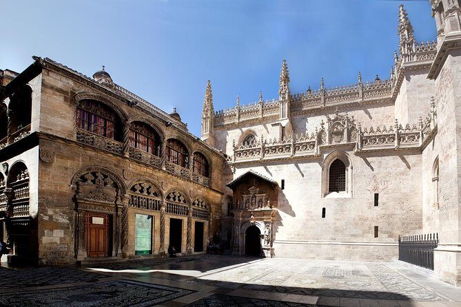 Granada City Center and Albaicin Private Tour - What Makes This Tour Stand Out?