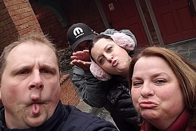 Green Bay City Scavenger Hunt Excursion by Crazy Dash - Who Would Appreciate This Experience?