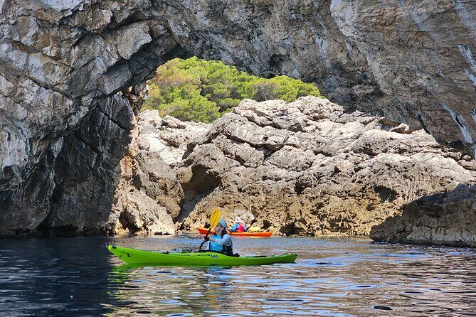 Green Cave Sea Kayak Day Tour in the Elaphiti islands - The Quality of the Experience