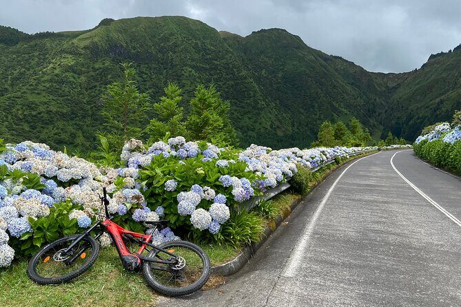 Guided Electric Mountain Bike in Sete Cidades - The Value and Who Will Love This Experience