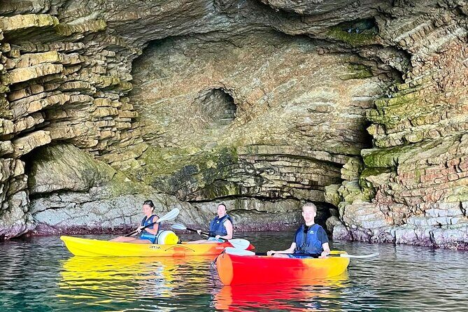 Guided Sea Cave Tour with Kayaking and Snorkeling in Ibiza - The Quality of the Guides and Equipment