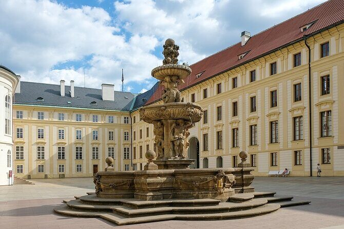 Guided Walking Tour in Prague - Practicalities and What to Expect