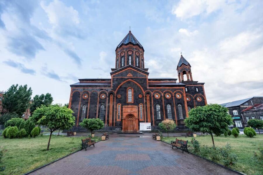 Gyumri: Ancient Monasteries, city tour and rural museum - The Practical Side