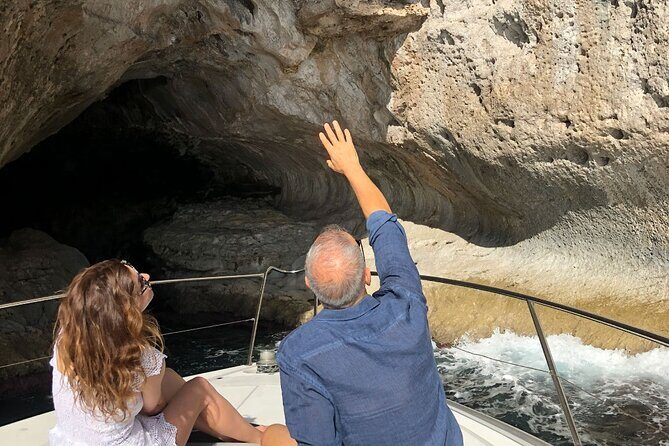 Half day to discover the fascinating island of Capri - An In-Depth Look at the Tour Experience