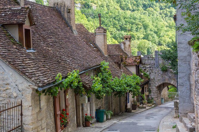 Half Day Tour of Rocamadour from Sarlat - Who Will Enjoy This Tour?
