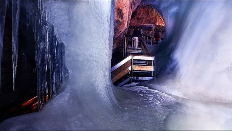 Hallstatt & Ice Cave & 5 fingers Private Trip From Salzburg - Who Should Consider This Tour?