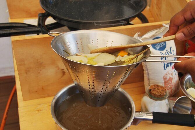 Hands-on Fideua or Paella Class in Barcelona in a Local's Home - Authentic, Personalized, and Practical