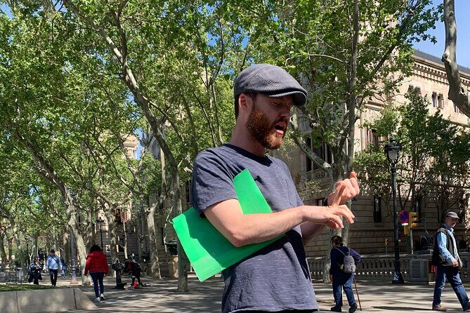 Happiness Walking Tour in Barcelona - What Sets This Tour Apart?