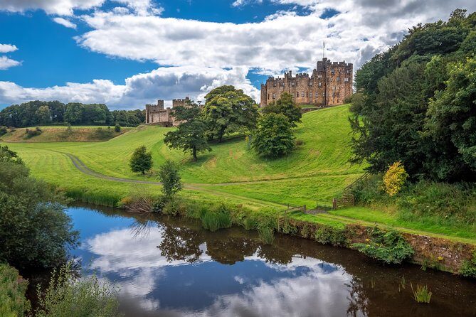 Harry Potter's Alnwick Castle and Scottish Borders Day Trip - Exploring Alnwick Castle: Hogwarts and Beyond