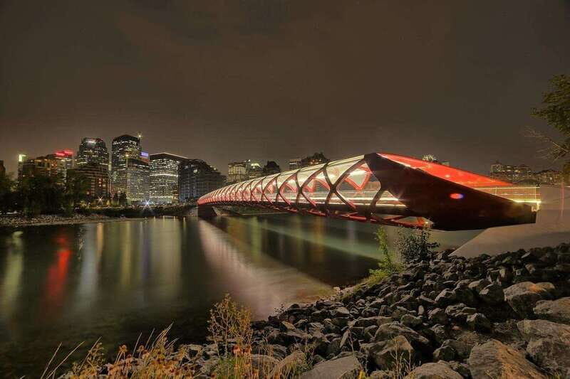 Heartwarming Walking Tour in Calgary for Those in Love - Analyzing the Value