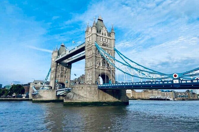 Heathrow Airport to Central London | Private Transfer - The Experience in Detail