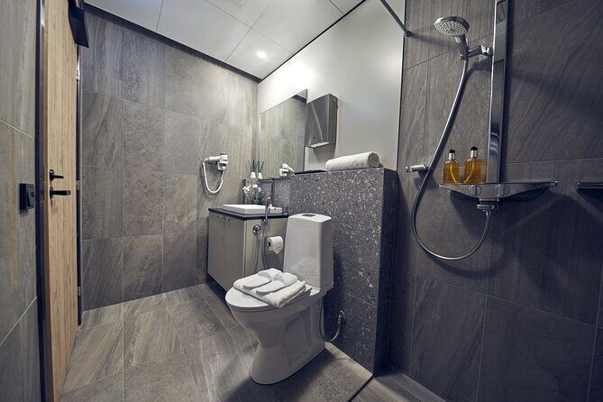 Helsinki-Vantaa Airport Plaza Premium Lounge Terminal 2 - Booking and Entry Process