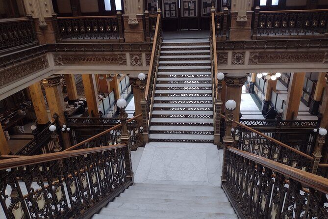 Historic center walking tour through time and space - Colonial Churches and Architectural Gems