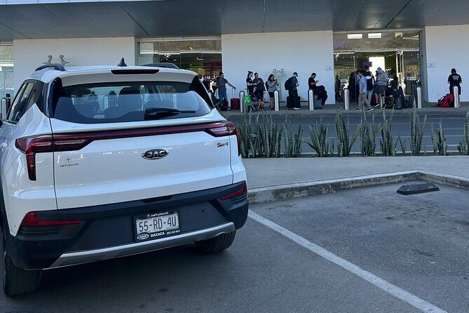 Hotel transportation to Oaxaca Airport, comfortable and safe - The Experience in Detail