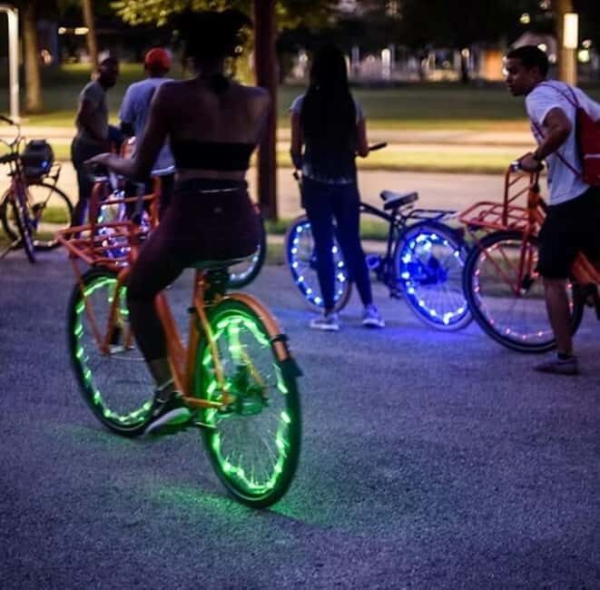 Houston: LED Night Light Bike Ride with Music - The Basics: What’s Included and How It Works
