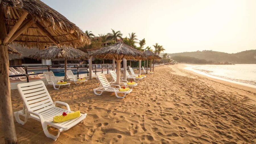 Huatulco: 7 Bays Boat Tour with Snorkeling and Lunch - The Practicalities & What to Bring