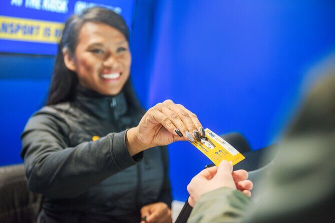 Iceland Airport Transfer from Reykjavík Hotels to KEF Airport - A Typical Day with the Transfer Service