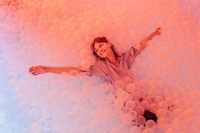 IKONO Berlin Immersive Experience - The Experience and Its Drawbacks