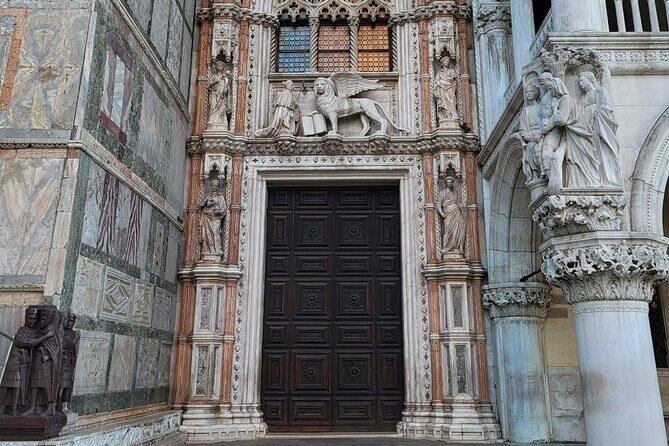 In and Around St. Marks Square: A Self-Guided Audio Tour - Who Will Love This Tour?