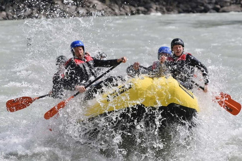 Innsbruck: White River Rafting Experience - The Guides and the Experience