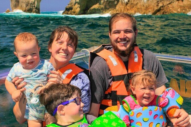 Instagrammable Glass-bottom boat trip in Los Cabos Bay - The Value of the Experience
