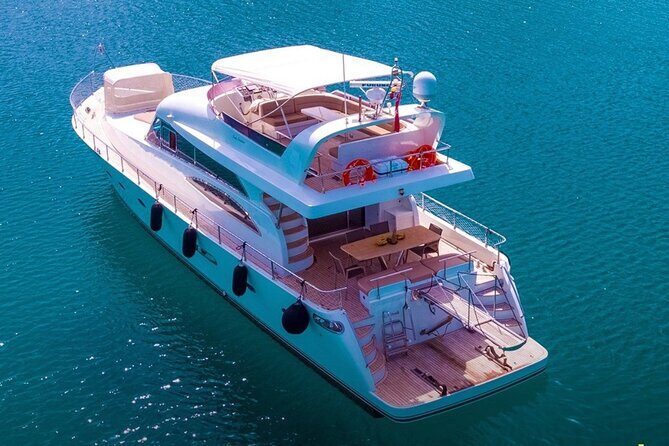 Istanbul Private Bosphorus Yacht Cruise - Setting Sail on a Luxurious Water Journey