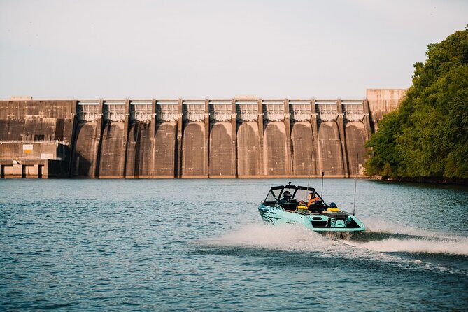 Jet Boat Adventure in the Smoky Mountains Dam Tour - A Deep Dive into the Experience