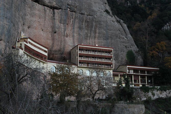 Kalavryta, Rack Railway & Cave of Lakes Full Day Private Tour - Who Should Consider This Tour?