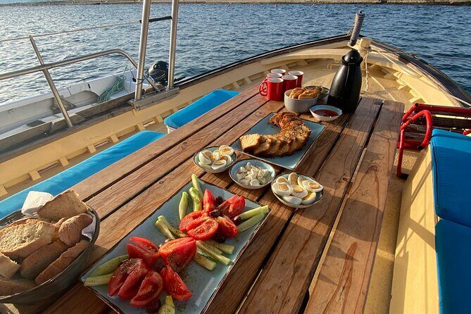 Kefalonia Fishing Tour: Tradition, Flavors & Turquoise Seas - The Seafood Feast