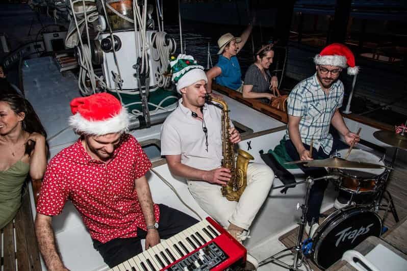 Key West: Live Christmas Holiday Music Cruise with Hot Cocoa - What to Expect from the Experience