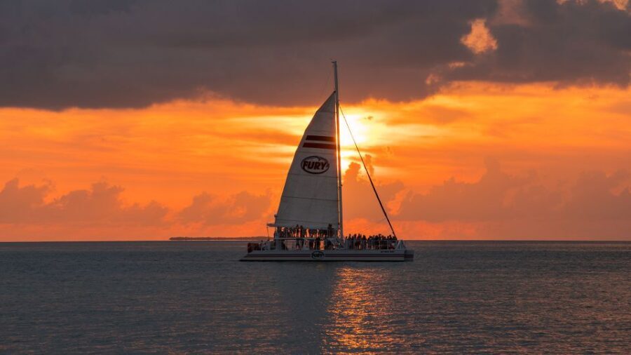 Key West: Sunset Sail with Live Band, Drinks, and Appetizers - The Scenic Highlights: What Makes the Sunsets Special