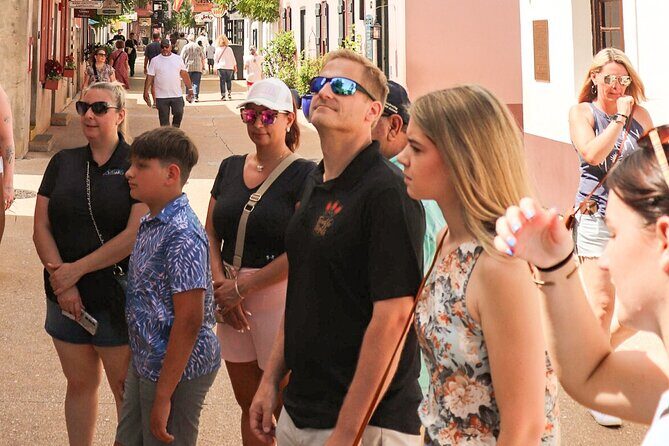 Killer History: True Crime Tour in St. Augustine - The Experience: Atmosphere and Group Size