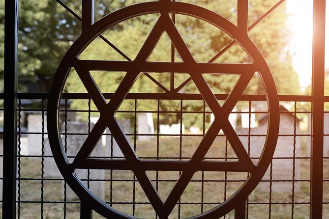 Krakow Kazimierz and Jewish Ghetto Tour with Synagogues - Authentic Experiences and What You’ll Take Away