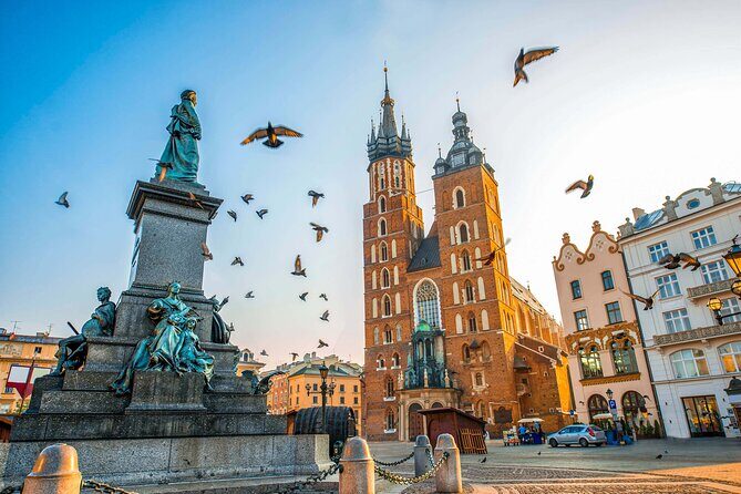 Krakow Walking Tour with Audioguide on Your Smartphone - Final Thoughts: Who Will Love This Tour?