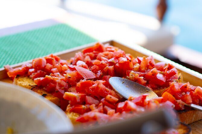 La Spezia: Cinque Terre Tour with Lunch on Board 8 hours - Why This Tour Works Well for Travelers