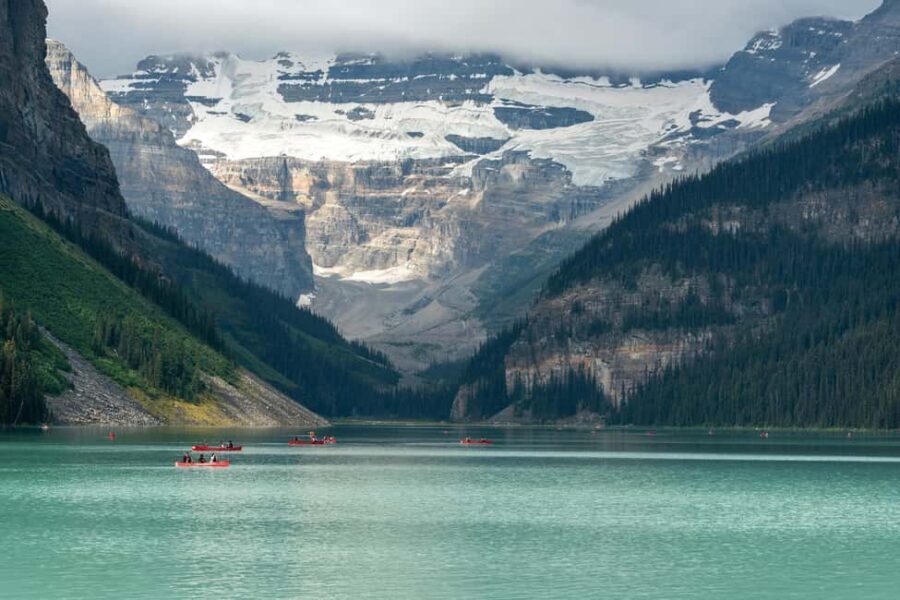 Lakes Moraine, Louise, Emerald, Johnston Canyon & Yoho Tour - Transportation & Group Dynamics