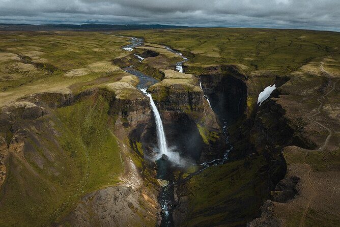 Landmannalaugar & SecretGems | Private Tour | PRO Photos included - What’s Included and What’s Not