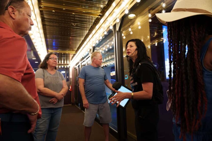 Las Vegas: Fremont Street Secrets & Red Light History Walk - Why This Tour Works Well