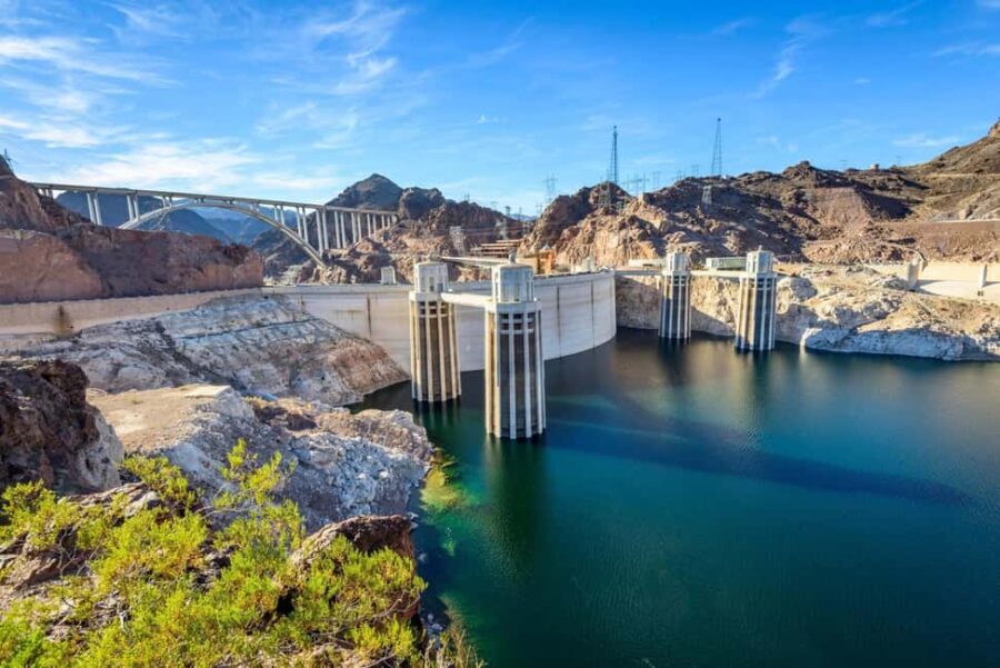 Las Vegas: Tunnel and Power Plant Tour, Hoover Dam in Spanish - Key Points