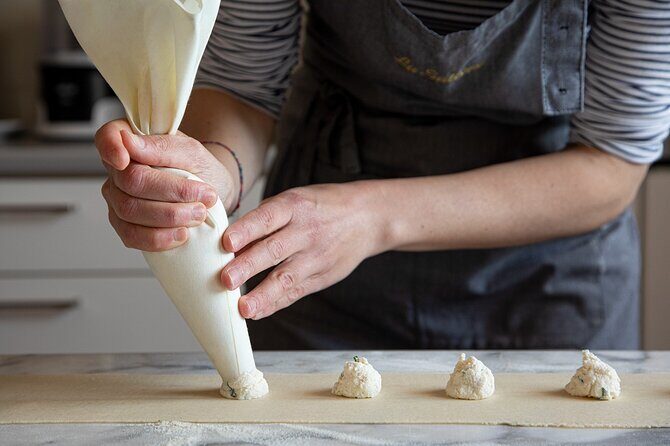 Learn how to make fresh pasta or Sardinian desserts from Vero Local - FAQs