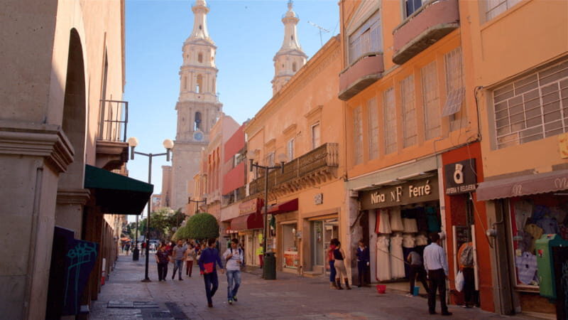 Leon: City Center Guided Tour with Nieve de Garrafa Tasting - Deep Dive: Why This Tour Matters for Travelers