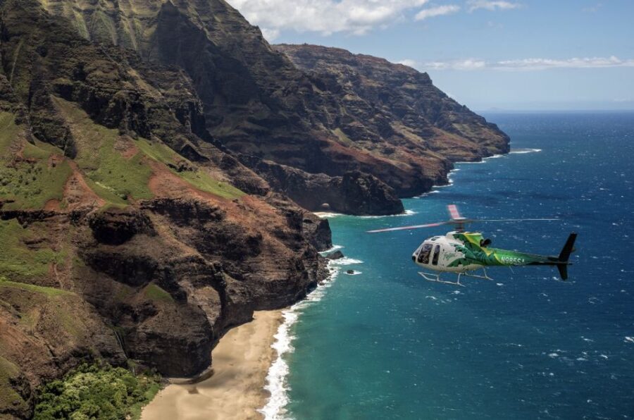 Lihue: Deluxe Waterfall Safari Helicopter Tour - How the tour feels for travelers