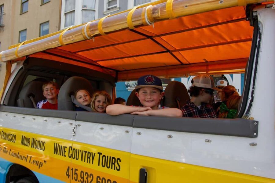 Lombard Leap: Lombard Street, Coit Tower and Chinatown Tour - Transport, timing, and group size